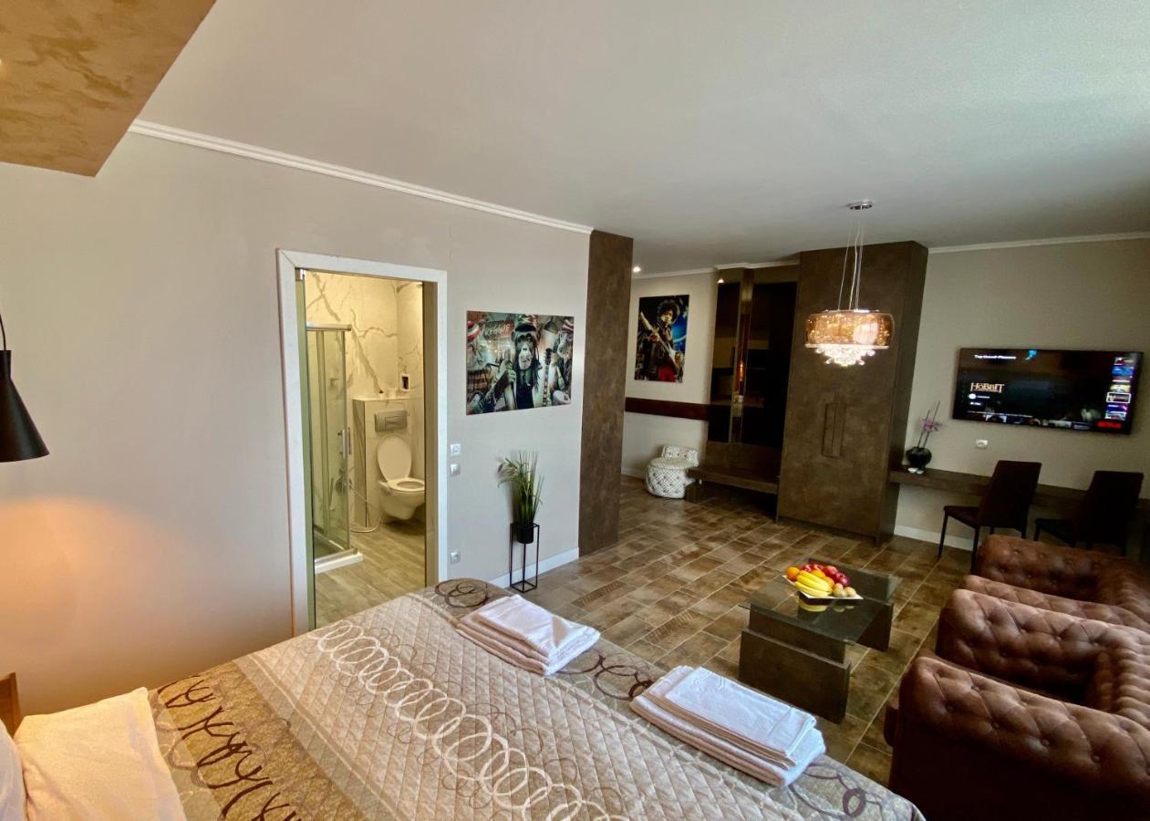 Luxury Apartments Ivon Пловдив Екстер'єр фото